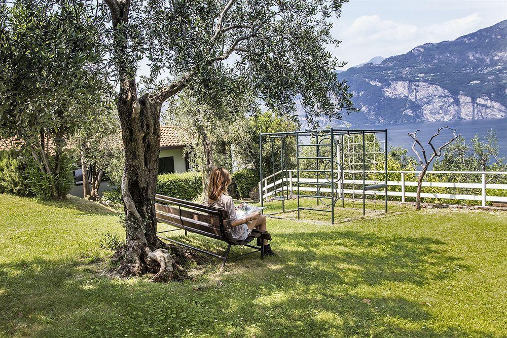 Residence Parco Lago Di Garda Malcesine Kültér fotó