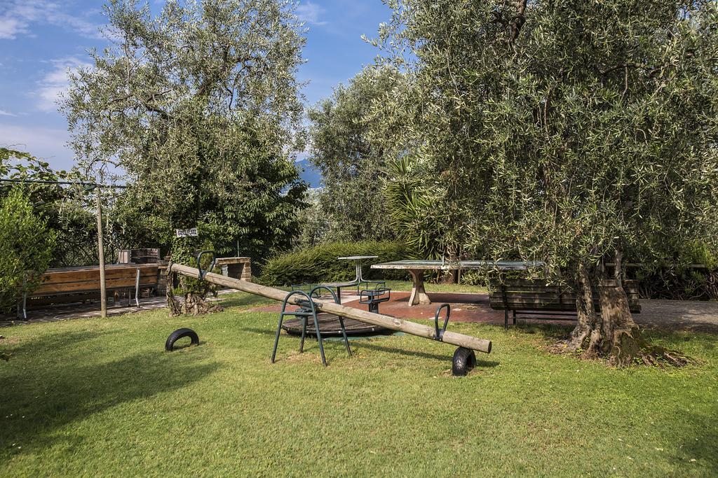 Residence Parco Lago Di Garda Malcesine Kültér fotó