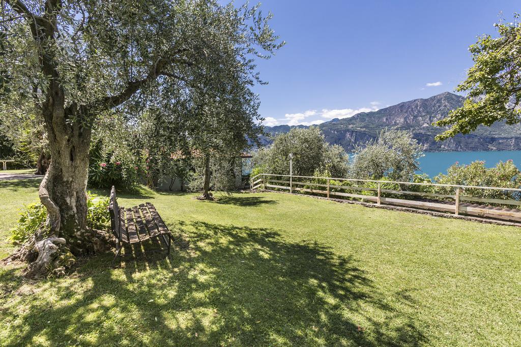 Residence Parco Lago Di Garda Malcesine Kültér fotó