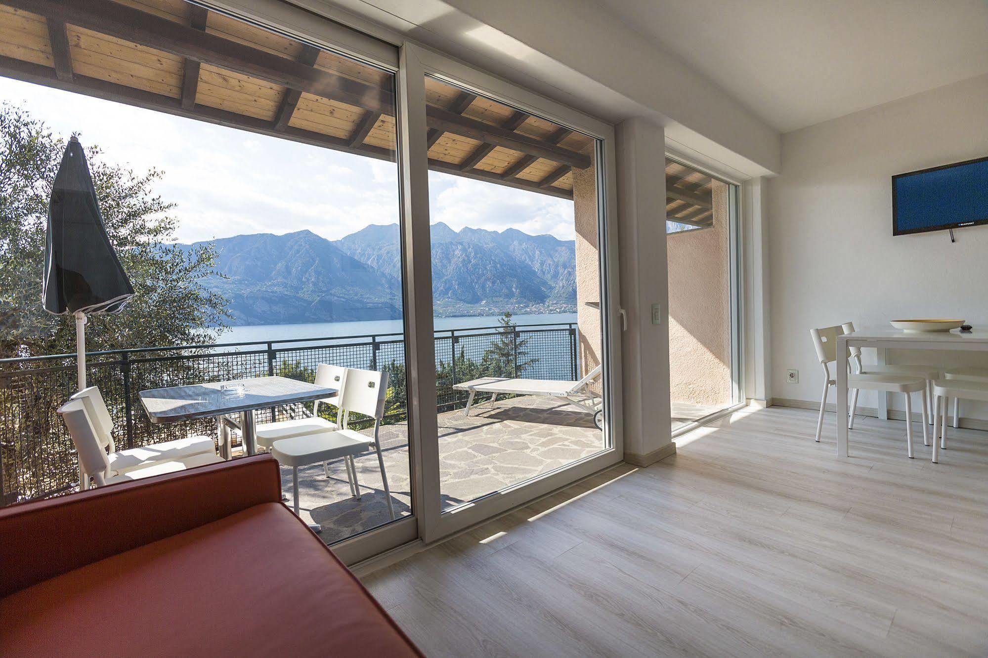 Residence Parco Lago Di Garda Malcesine Kültér fotó