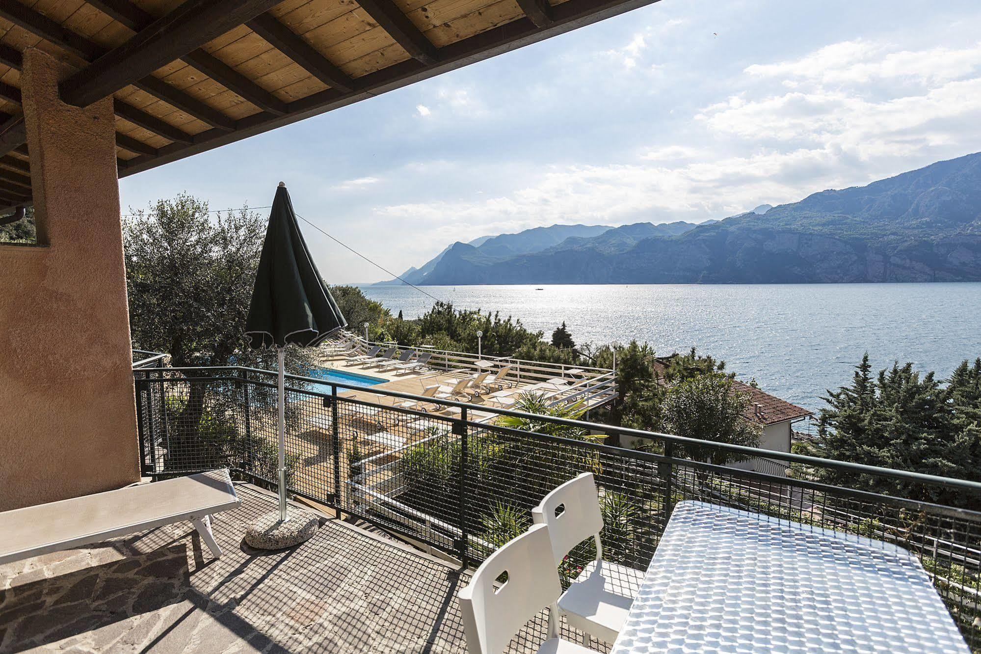 Residence Parco Lago Di Garda Malcesine Kültér fotó